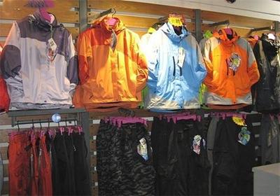 傲峰雪戶外用品 專業(yè)品質(zhì)，助力您的戶外探險